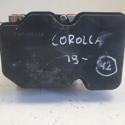 Toyota Corolla E21 POMPA ABS hamulcowa 44510-12600