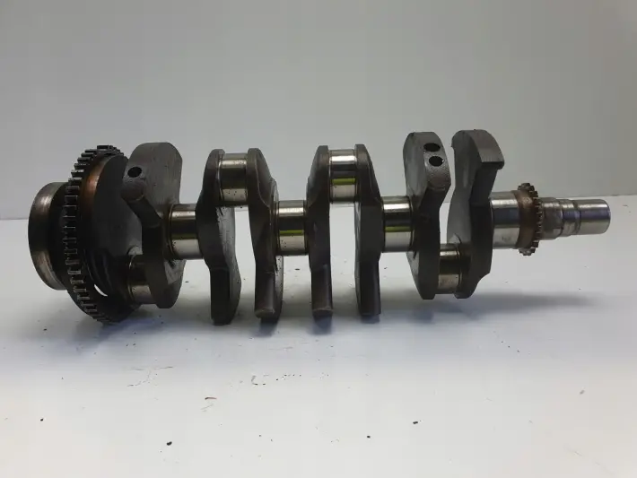 Mini Cooper R50 R53 1.6 16V WAŁ KORBOWY 04777684AA