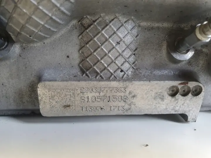 Volvo S60 V70 S80 XC70 2.0 D3 D4 2.4 D5 GŁOWICA CYLINDRÓW 30777365