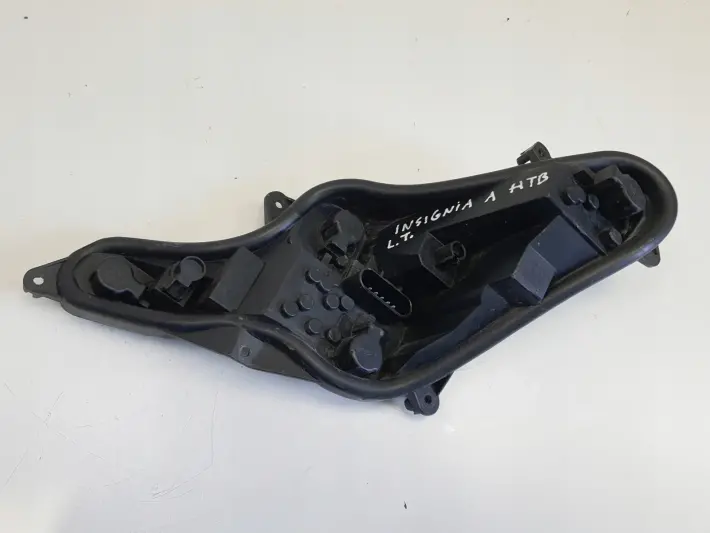 Opel Insignia A 08-13r HB WKŁAD TYLNEJ LAMPY lewy tył kierowcy