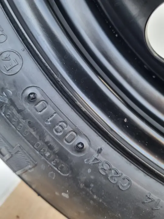 Volvo S40 II V50 C30 KOŁO DOJAZDOWE dojazdówka 125/85 R16 30683913 2160823