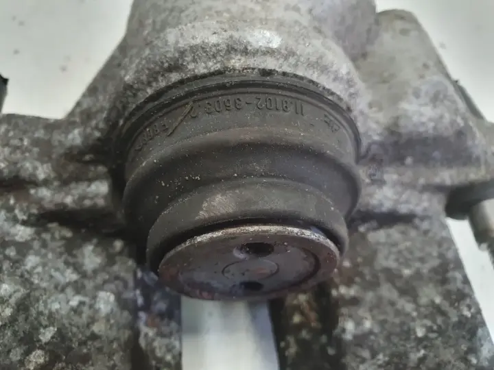 Ford Focus MK2 ZACISK HAMULCOWY Lewy tył kierowcy