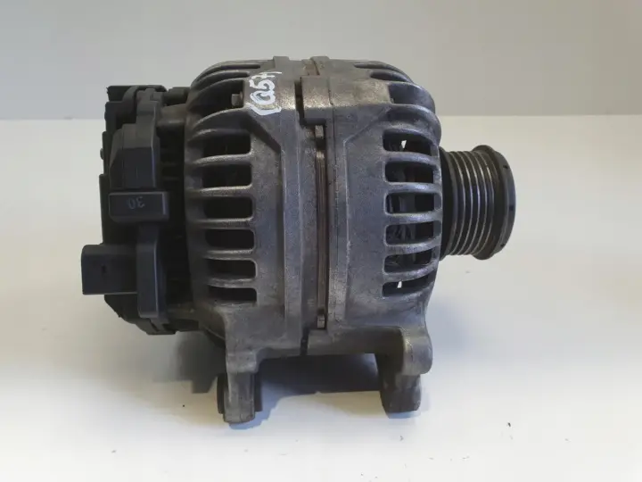 Skoda Fabia I 1.9 TDI ALTERNATOR bosch 028903028E 120A