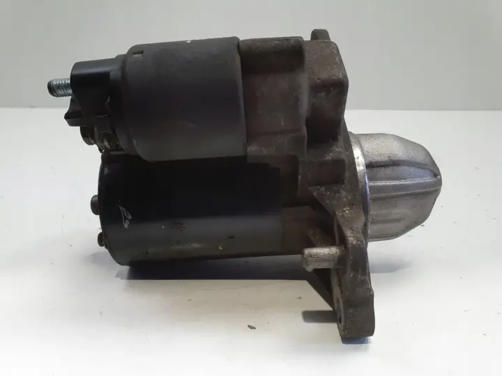 Mini One R50 R53 1.6 16V ROZRUSZNIK bosch 0001106019