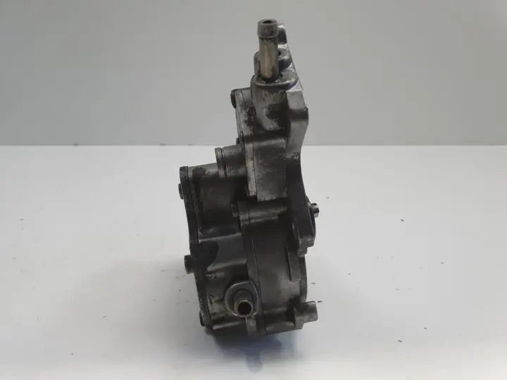 Audi A6 C5 VW Passat B5 1.9 TDI POMPA VACUM wakum 038145209A