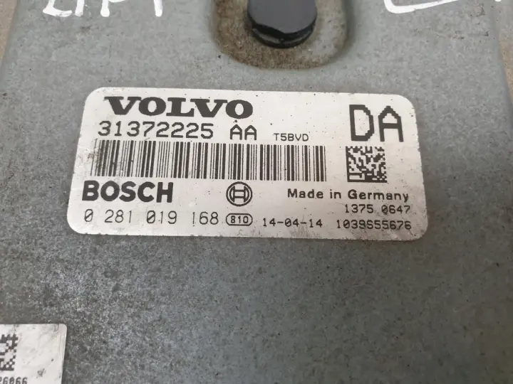 812237eeb5250e2e7b1a103933d4d3c0