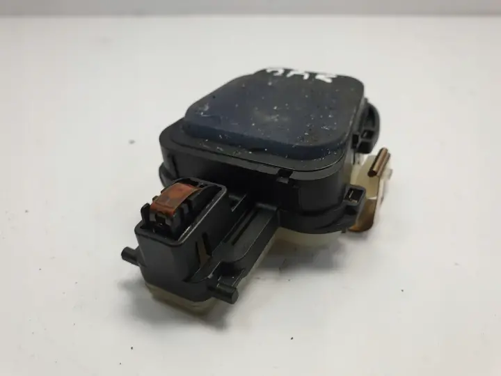 4b74a1ec9522e91e310b7d6172e3c388