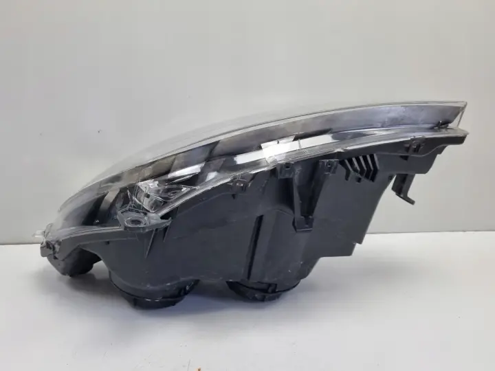 Peugeot 307 01-05r PRZEDNIA LAMPA PRAWA prawy przód ANGLIK 9634507980