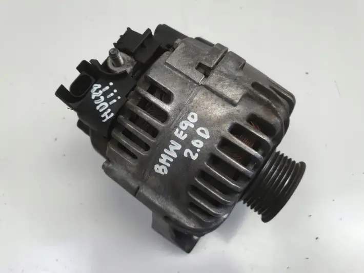 BMW E87 E90 E91 2.0 D ALTERNATOR valeo 7802471
