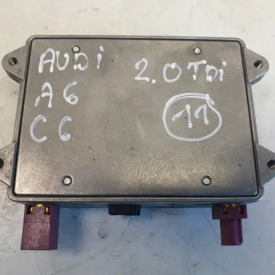 Audi A6 C6 WZMACNIACZ ANTENY 8E0035456B