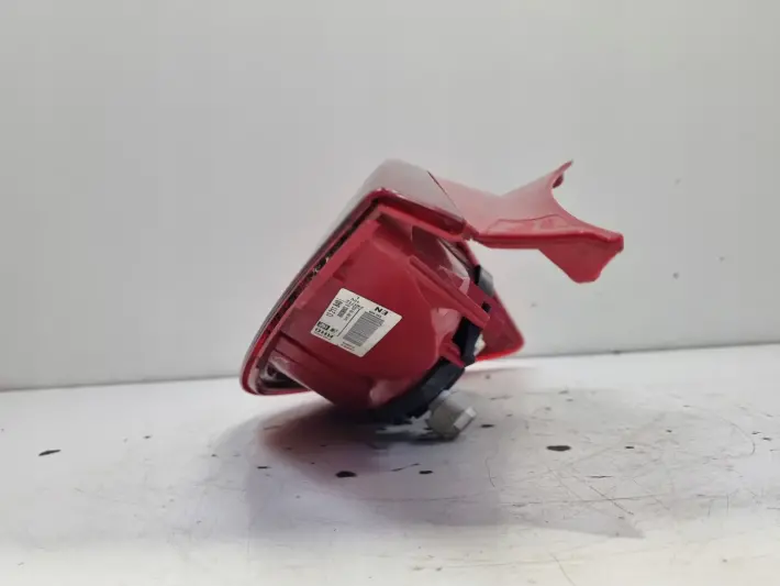 Opel Corsa D 3D HTB 06-14r TYLNIA LAMPA LEWA LEWY TYŁ 13211840 89038962A