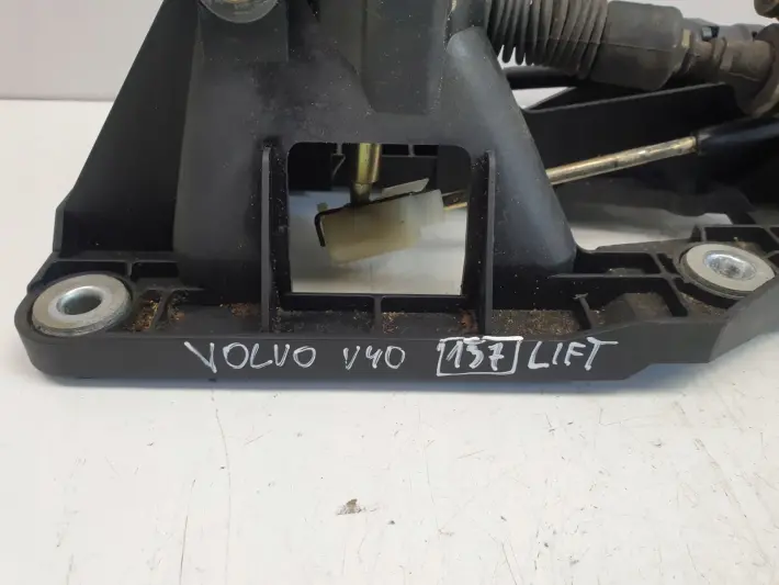 Volvo S40 V40 1.9 D LEWAREK ZMIANY BIEGÓW Linki