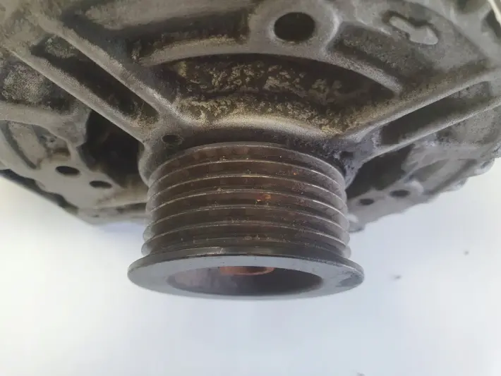 Volvo XC90 4.4 V8 ALTERNATOR BOSCH