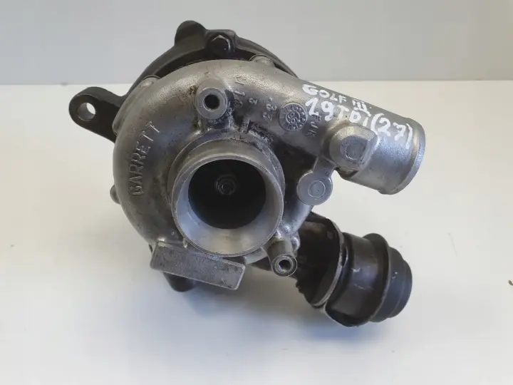 VW Golf III 1.9 TDI TURBOSPRĘŻARKA turbo 028145702D