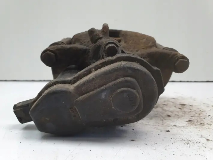 Audi Q5 TYLNY ZACISK HAMULCOWY lewy tył KIEROWCY 32347485B