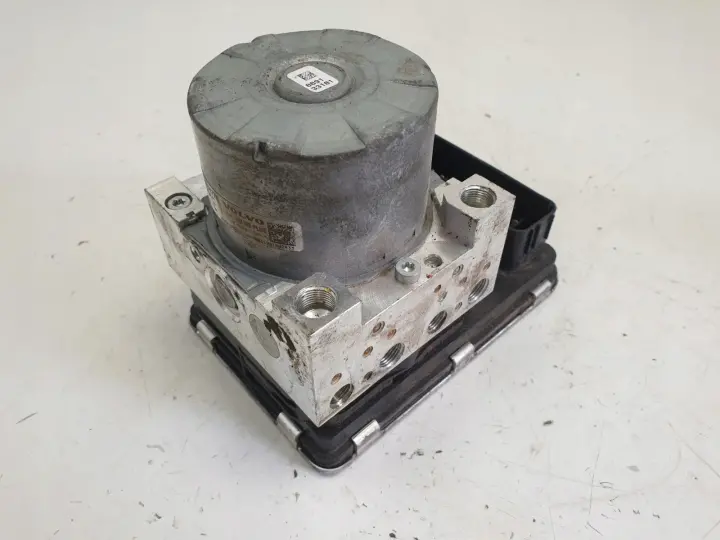 aeba1fbe01549d708ebe3d7dbf66b601
