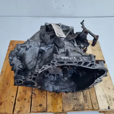 Toyota Corolla Verso 2.2 D4D SKRZYNIA BIEGÓW manualna MANUAL