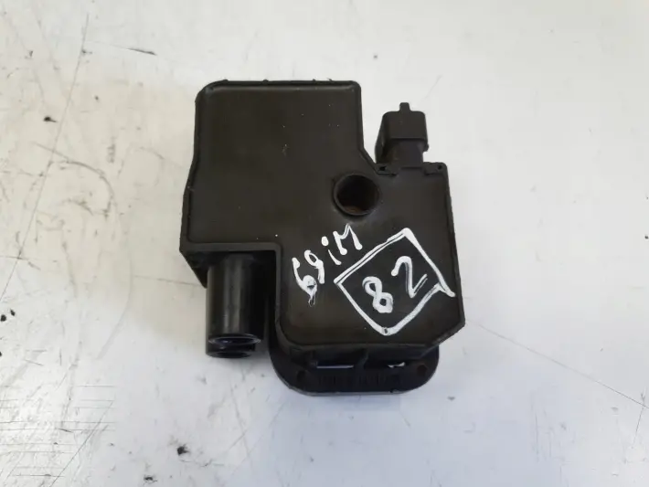 Mercedes W169 1.5 8V CEWKA ZAPŁONOWA A0001587803