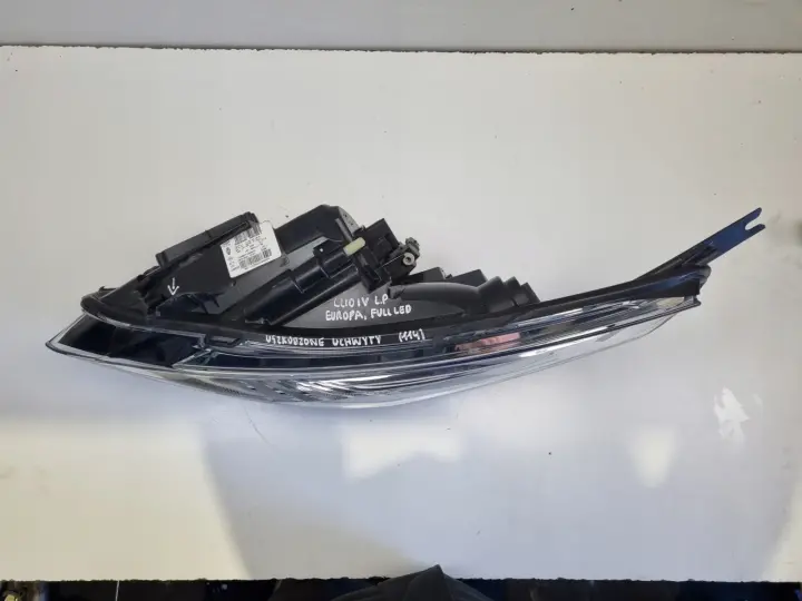 Renault Clio IV LIFT PRZEDNIA LAMPA LEWA lewy przód FULL LED EUR 260605046R