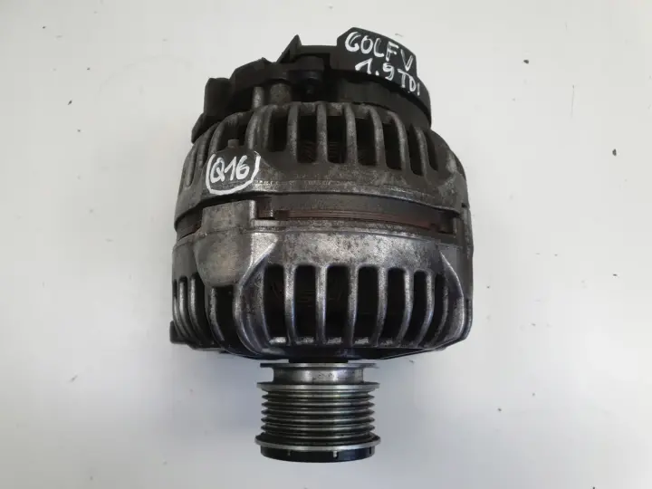 Audi A3 8P VW Golf V 1.9 TDI ALTERNATOR bosch 038903024F 120A