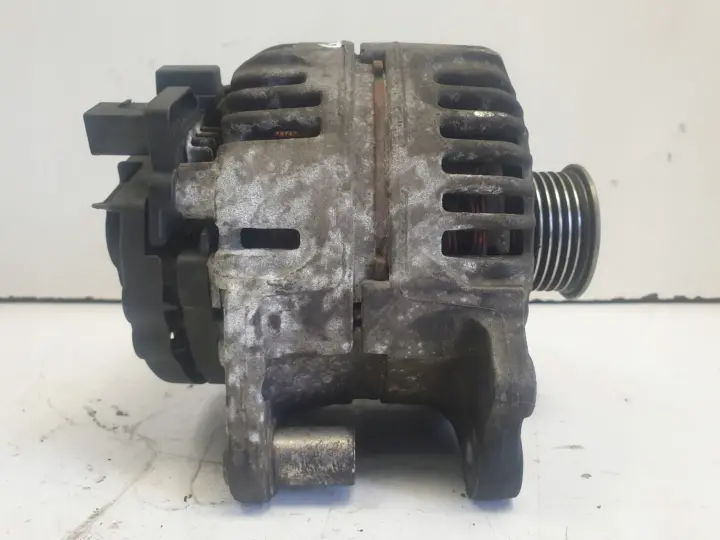 VW Golf V 1.6 FSI ALTERNATOR 03C903023D 110A