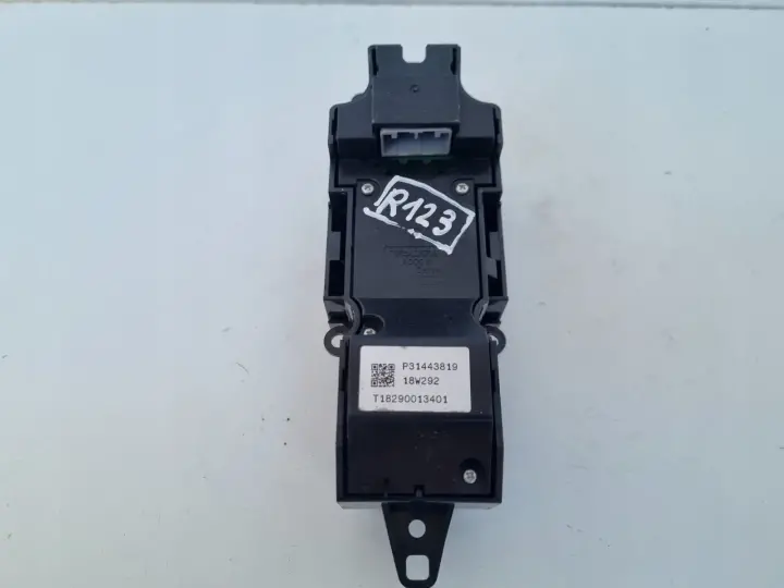 VOLVO S60 III V60 II XC60 II PANEL START STOP Przycisk hamulca P31443819