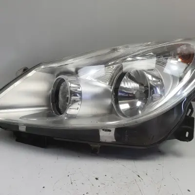 Opel Corsa D PRZEDNIA LAMPA LEWA lewy przód anglik Valeo 13186383
