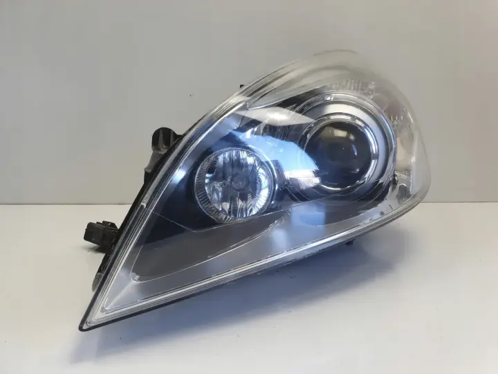 Volvo V60 S60 II 10-13r PRZEDNIA LAMPA LEWA lewy przód XENON 31299990