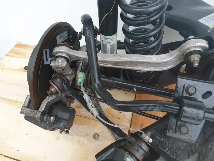 Dodge Challenger 3.6 V6 15- TYLNE ZAWIESZENIE TYŁ