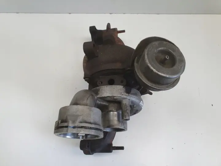 VW Golf IV 1.9 TDI TURBOSPRĘŻARKA turbo 038253016S ASZ