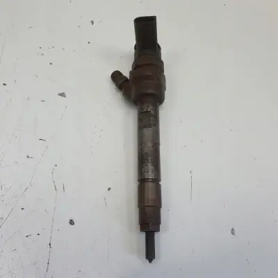 BMW E87 E90 E91 2.0 D WTRYSKIWACZ wtrysk 0445110289