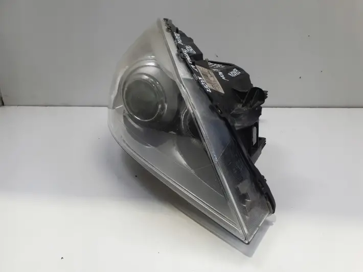 Volvo S60 II V60 10- PRZEDNIA LAMPA PRAWA PRAWY PRZÓD xenon europa 31383063