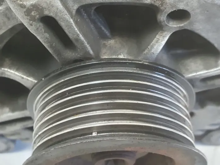 Audi A6 C6 2.7 TDI ALTERNATOR 059903015R 180A valeo