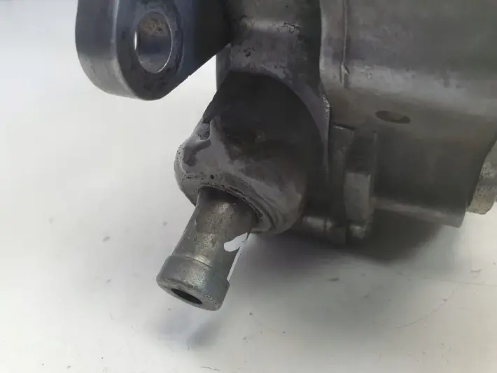 Audi A4 B5 B6 B7 A6 C5 1.9 TDI POMPA VACUM wakum 038145209A