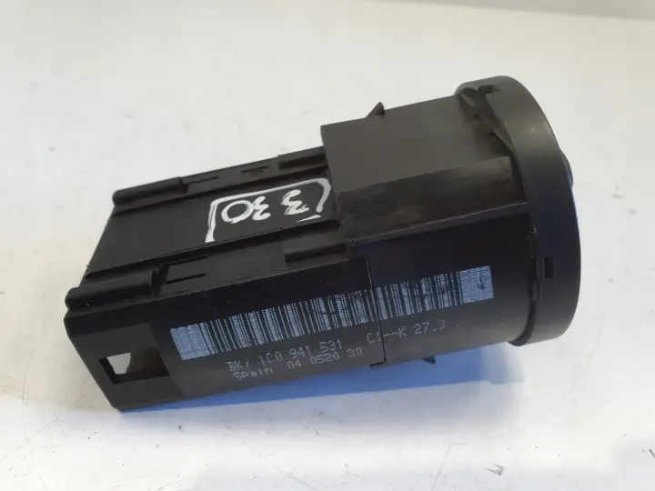 VW Passat Golf Bora PRZEŁĄCZNIK ŚWIATEŁ włącznik 1C0941531