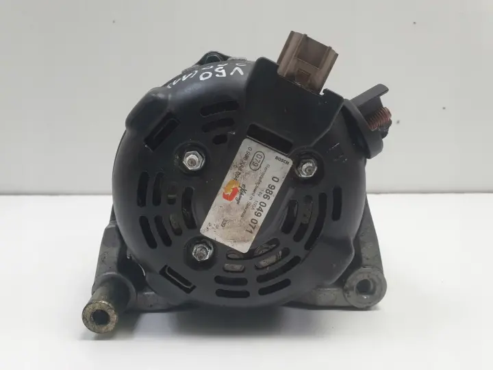 Volvo S40 II V50 2.0 D ALTERNATOR 0986049071