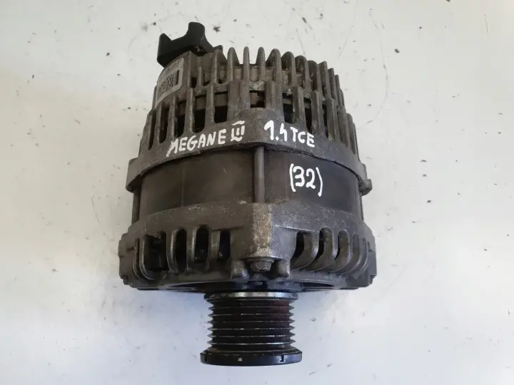 Renault Megane III 1.4 TCe ALTERNATOR 231000024R