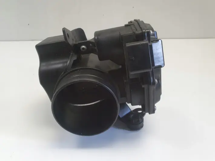 Volvo XC60 II 2.0 D B4 Mild Hybrid PRZEPUSTNICA 32290142