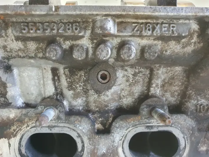 Opel Vectra C 1.8 16V GŁOWICA CYLINDRÓW Z18XER 55353286