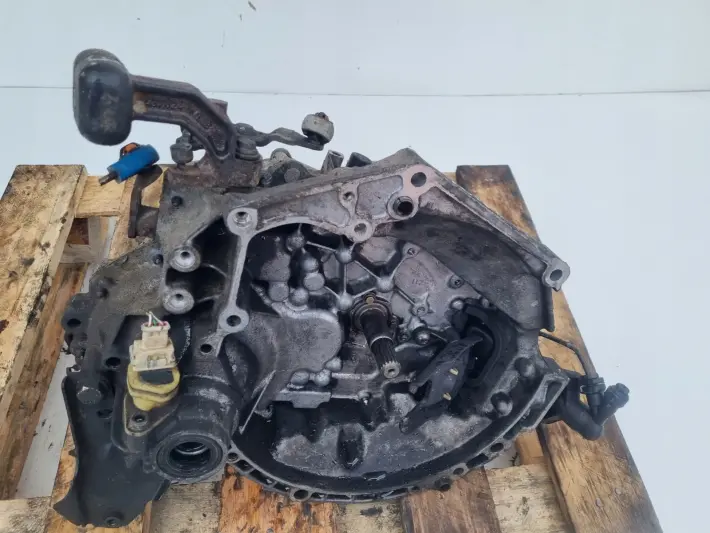 Peugeot 206 1.4 8V SKRZYNIA BIEGÓW 20CF15 manual MANUALNA