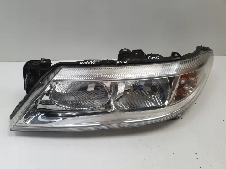 Renault Laguna II 01-05r PRZEDNIA LAMPA LEWA lewy przód 8200002845 89004687
