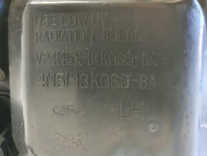 Ford Focus mk2 02-06 PRZEDNIA LAMPA LEWA lewy przód anglik