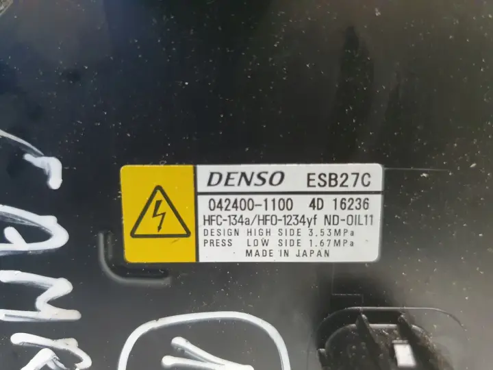 89f402a559ed190329e0c5ef91f76633