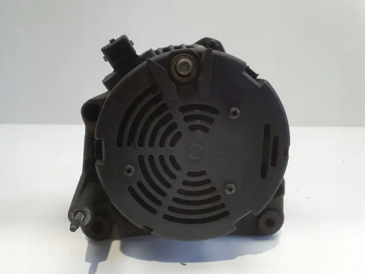 VW Golf III 1.6 ALTERNATOR 028903025H bosch 70A