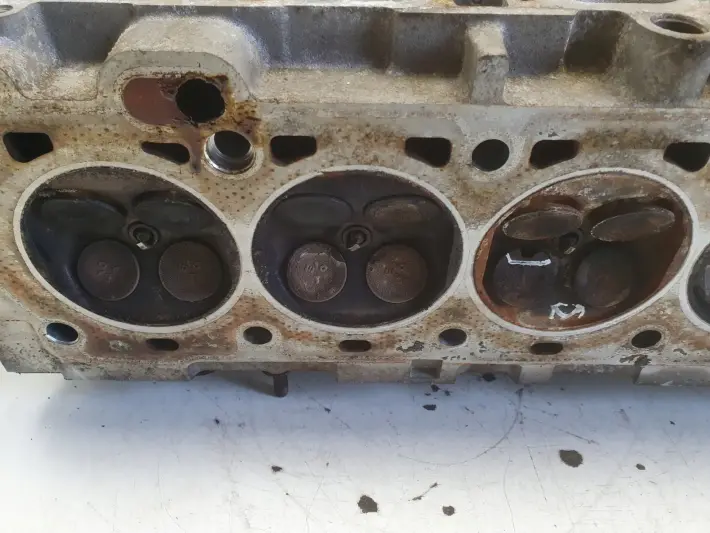 Volvo S60 V70 2.4 T GŁOWICA CYLINDRÓW wałki 1001837