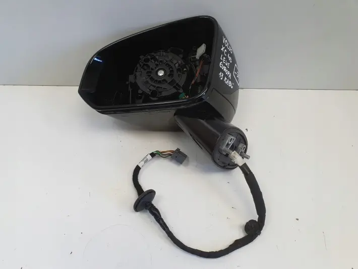 Volvo XC40 17-24r LUSTERKO LEWE KIEROWCY 13 kabli EUROPA