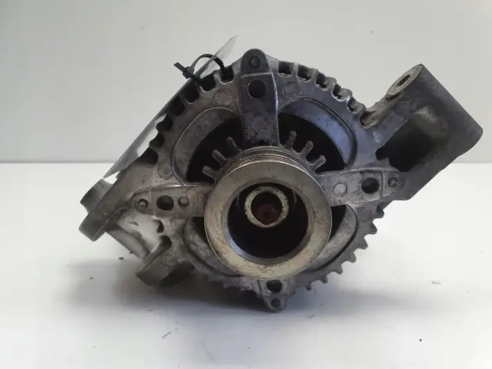 Ford C-Max 1.8 16V ALTERNATOR 3M5T-10300-VD