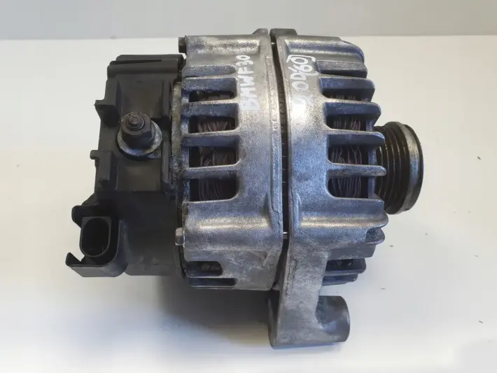 BMW F30 F31 2.0 D ALTERNATOR valeo 8519890 150A