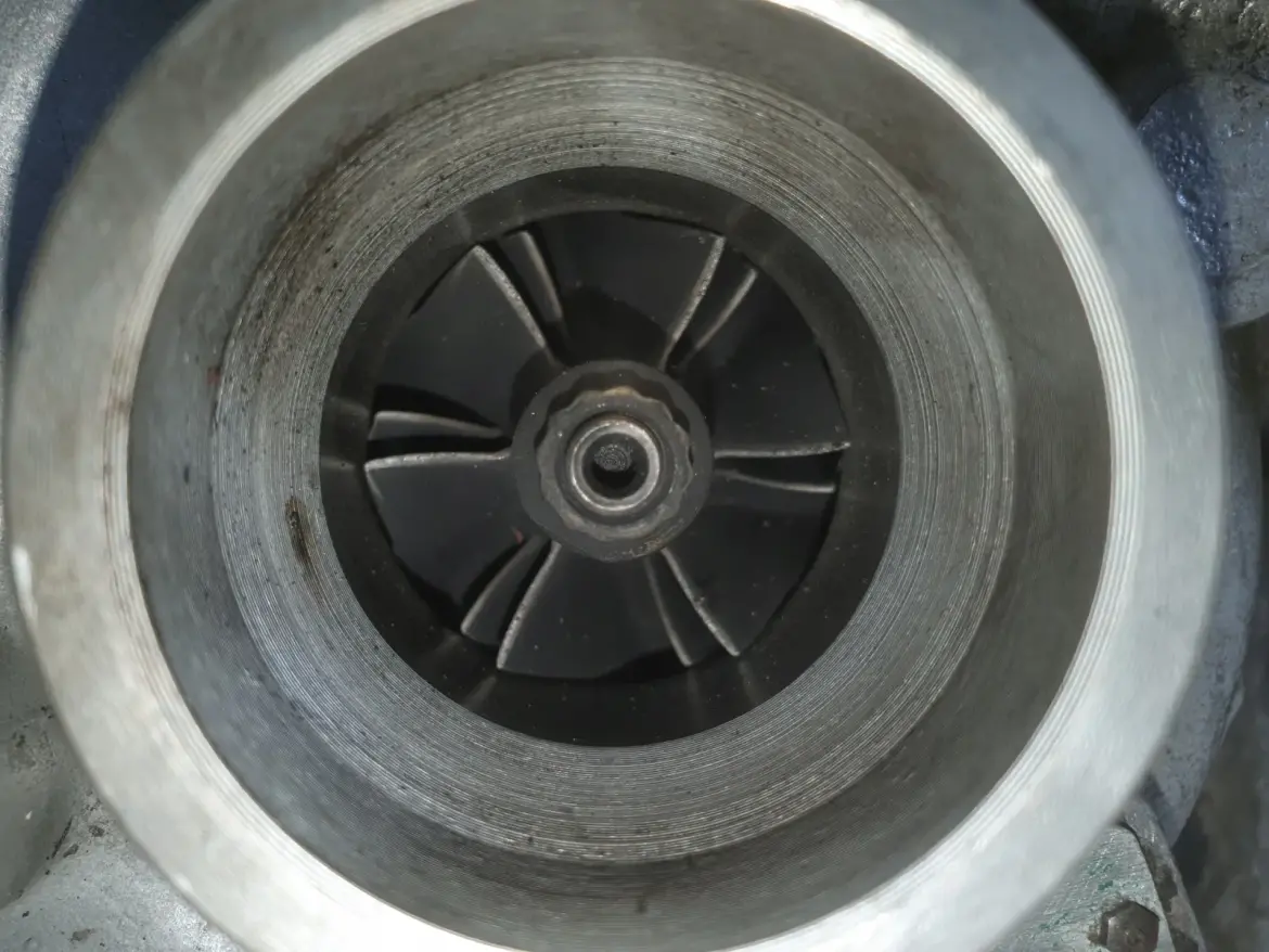 Audi 80 B4 1.9 TDI TURBOSPRĘŻARKA turbo 028145703D