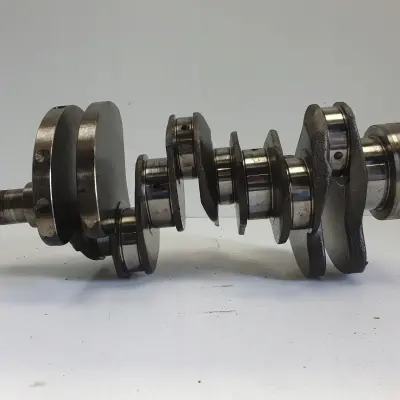 Jaguar XF 2.7 D WAŁ KORBOWY U3QAB